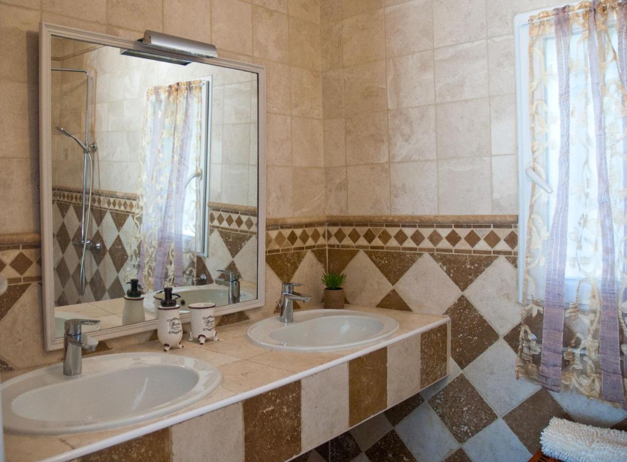 Hotel Vintage Provence à Arles Extérieur photo